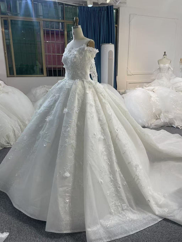 BYG25-1 STRAPLESS THREE-DIMENSIONAL EMBROIDERED BALL GOWN WEDDING DRESS
