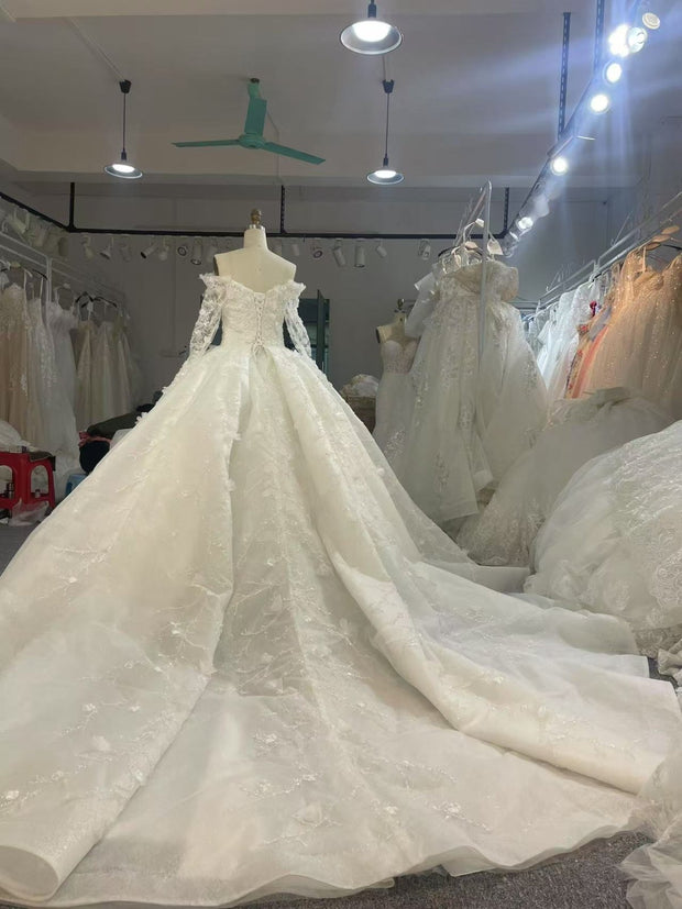 BYG25-1 STRAPLESS THREE-DIMENSIONAL EMBROIDERED BALL GOWN WEDDING DRESS