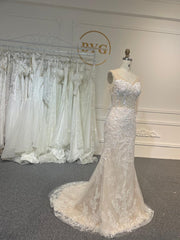 BYG24-8 V-NECK MERMAID LACE FLOWER WEDDING DRESS