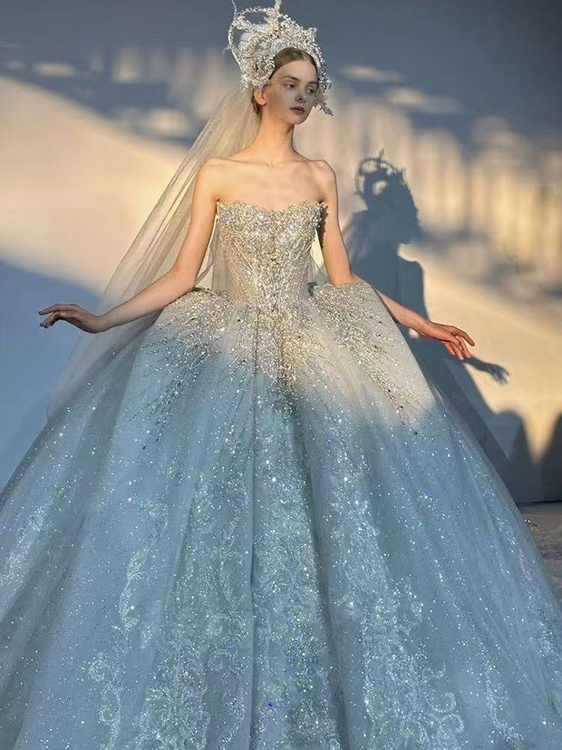 DIVINE 11 SEXY AND SOPHISTICATED  BALL GOWN (INCLUDING THE HEADPIECE)