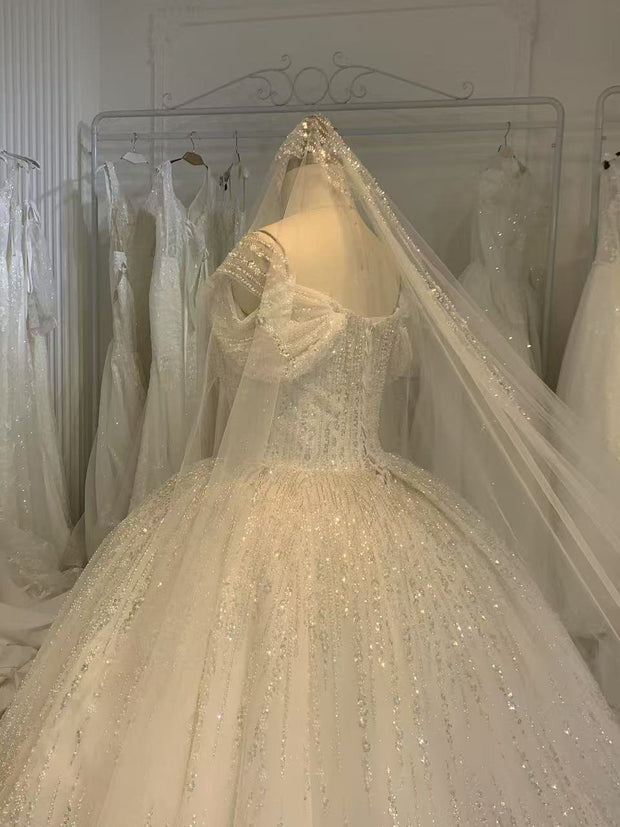 BYG25-6 A STRAPLESS WEDDING DRESS LIKE A DIAMOND GALAXY