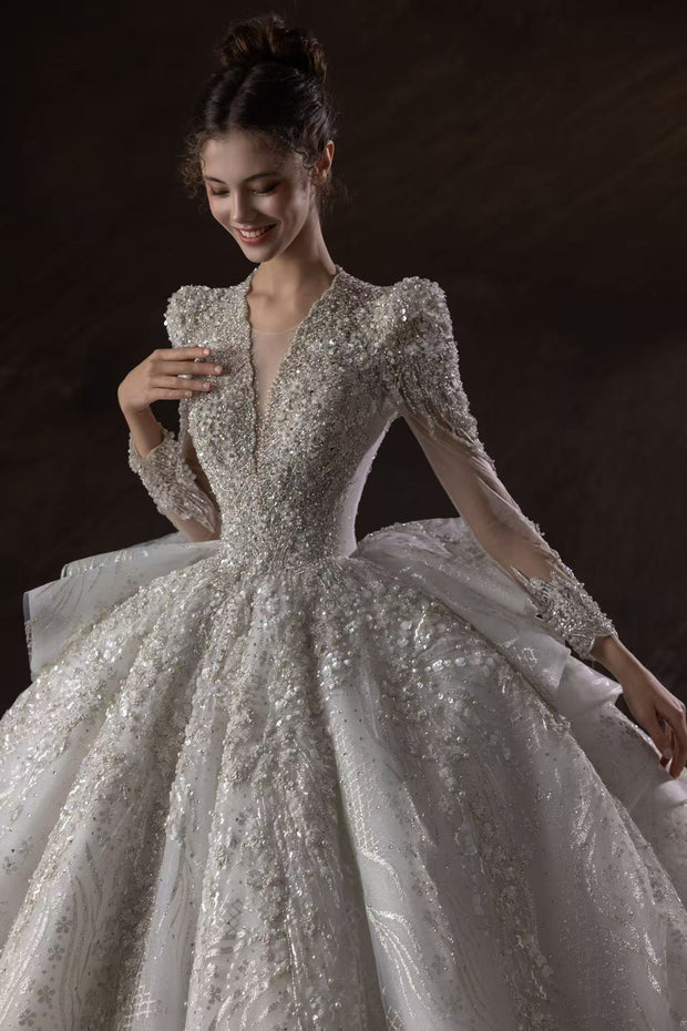 HT COLLECTION 07 LONG-SLEEVE V-NECK HEAVY BEAD LUXURY LONG-TRAIN BALLGOWN