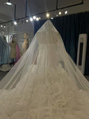BYG24-29 HIGH - END AND ELEGANT  STRAPLESS BUBBLE  DRESS
