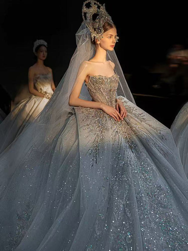 DIVINE 11 SEXY AND SOPHISTICATED  BALL GOWN (INCLUDING THE HEADPIECE)