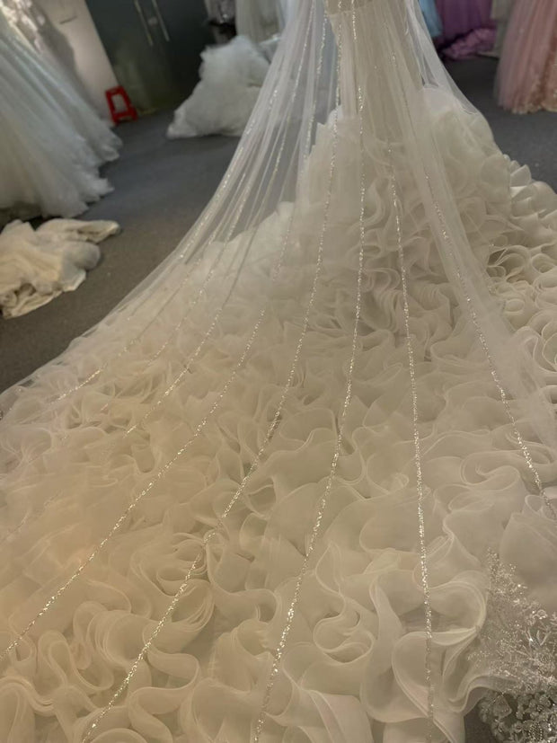 BYG24-29 HIGH - END AND ELEGANT  STRAPLESS BUBBLE  DRESS