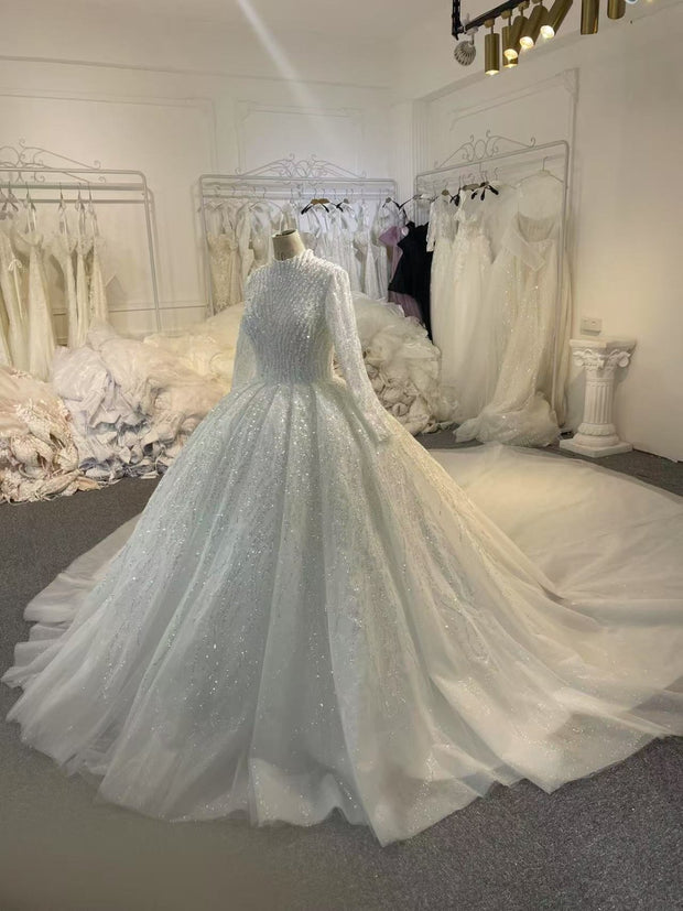 BYG25-2 A CLASSIC MUSLIM WEDDING DRESS WITH SLIVER EMBROIDERY