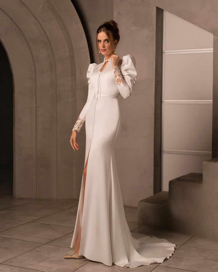 BYG-38 , Long sleeves, skirt slit, wedding dress