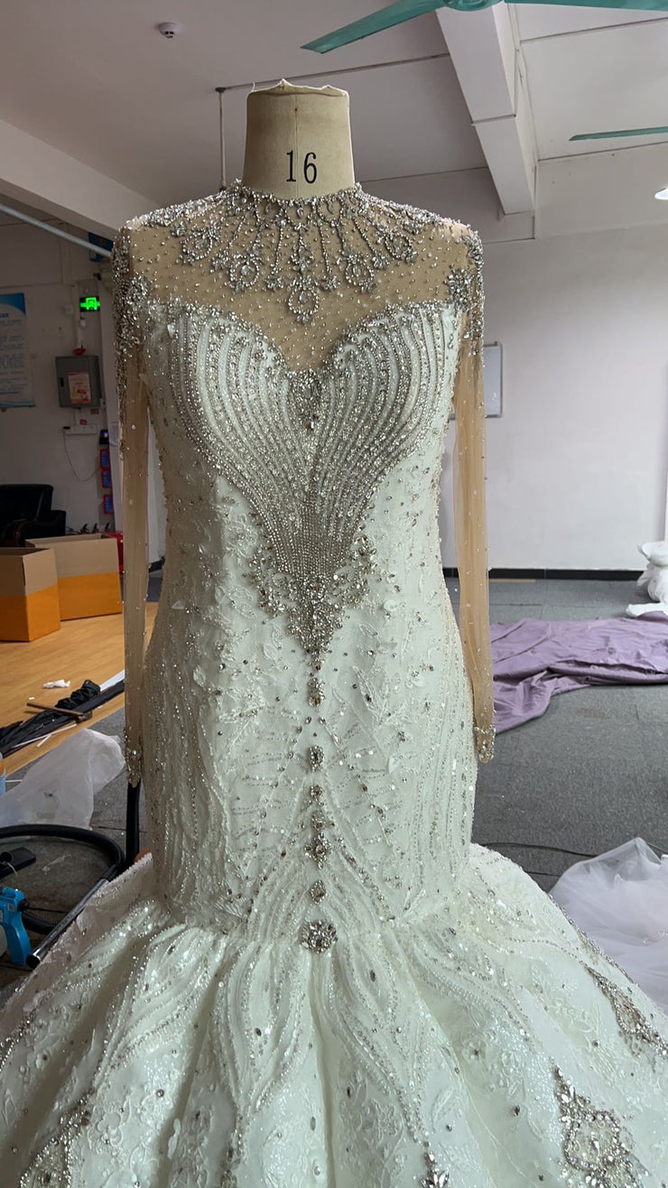 BYG24-14 LUXURY LONG SLEEVE DIAMOND LACE MERMAID WEDDING DRESS BYG Wedding Factory BYG24-14 LUXURY LONG SLEEVE DIAMOND LACE MERMAID WEDDING DRESS BYG Wedding Factory