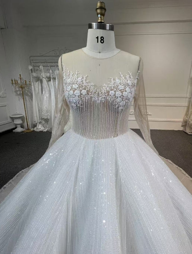 BYG24-35 SEXY AND SOPHISTICATED BALL GOWN