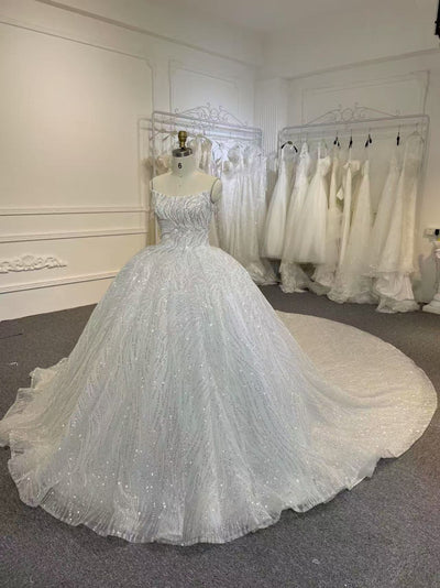 BYG25-5 A STRAPLESS BALL GOEN WITH PEARLS AND SEQUINS LIKE A WALTZ