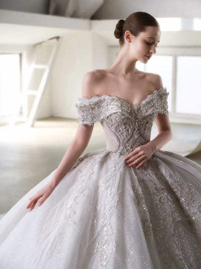 X25-80 STRAPLESS WEDDING DRESS WITH SCATTERED DIAMONDS  LIKE STARS IN THE GALAXY