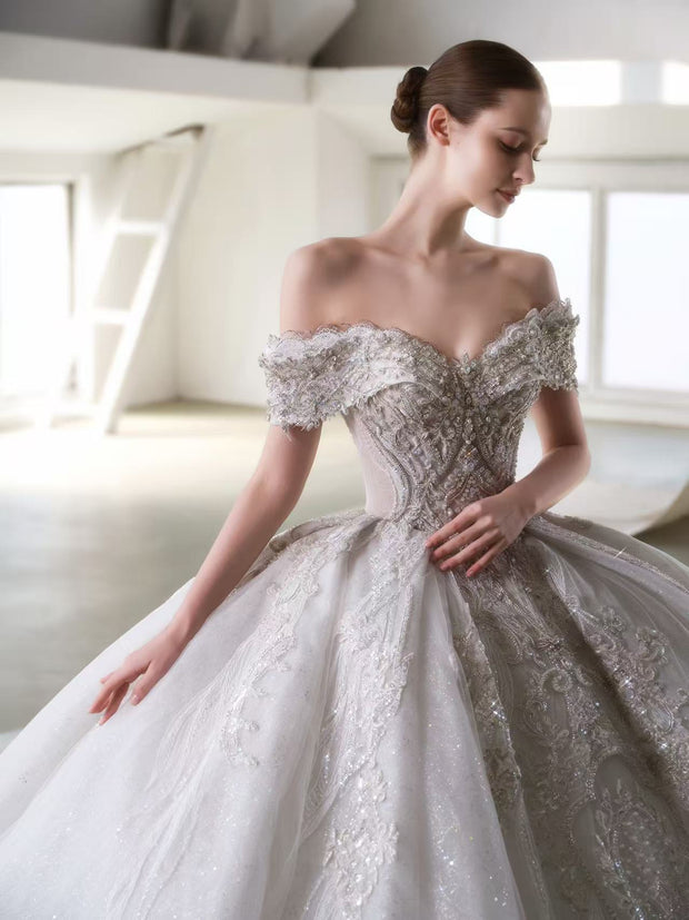X25-80 STRAPLESS WEDDING DRESS WITH SCATTERED DIAMONDS  LIKE STARS IN THE GALAXY
