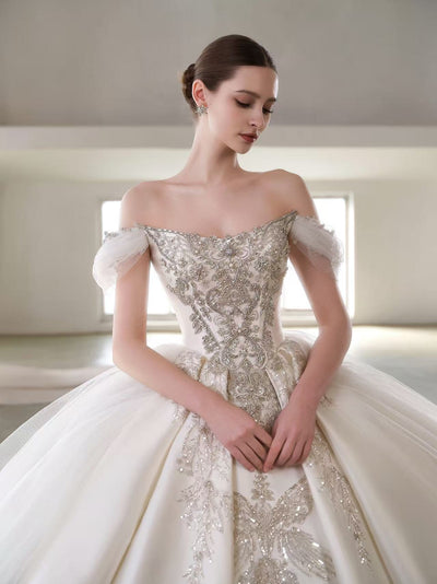 X25-84 RETRO EMBROIDERED SATIN STRAPLESS WEDDING DRESS