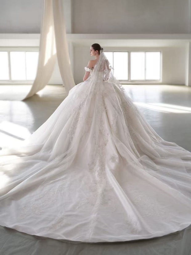 X25-83 PALACE-STYLE RETRO STRAPLESS WEDDING DRESS