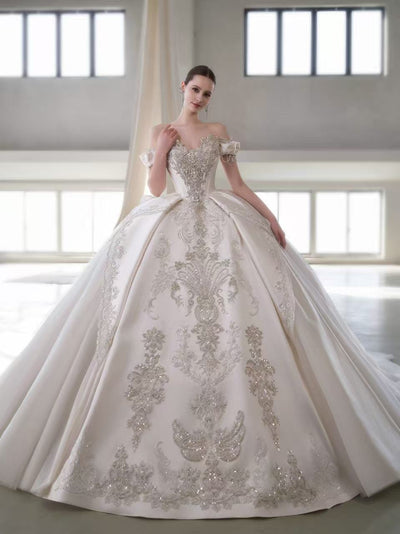 X25-83 PALACE-STYLE RETRO STRAPLESS WEDDING DRESS
