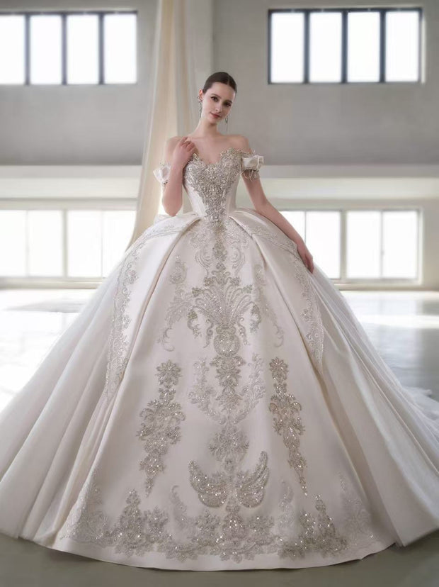X25-83 PALACE-STYLE RETRO STRAPLESS WEDDING DRESS
