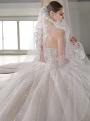 X25-90 A MAGNIFICENT STRAPLESS WEDDING DRESS ADORNED WITH GRADIENT RHINESTONES
