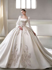 X25-87 STRAPLESS SATIN WEDDING DRESS ADORNED WITH CRYSTALS