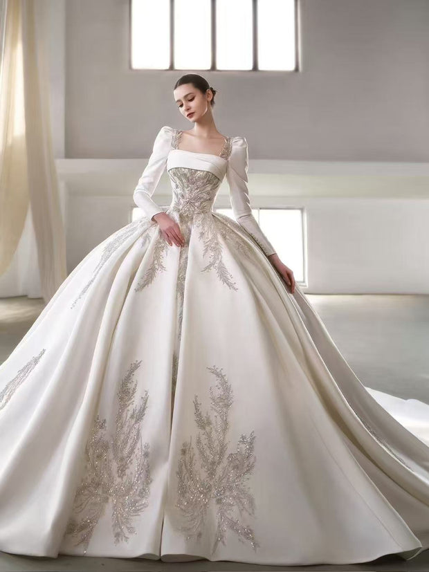 X25-87 STRAPLESS SATIN WEDDING DRESS ADORNED WITH CRYSTALS
