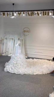 BYG24-29 HIGH - END AND ELEGANT  STRAPLESS BUBBLE  DRESS