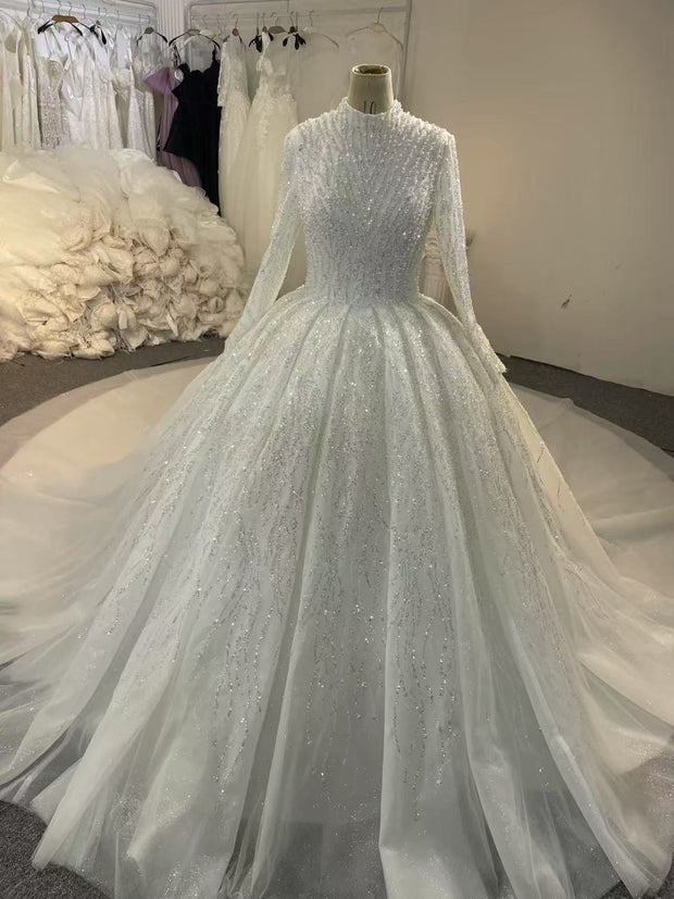 BYG25-2 A CLASSIC MUSLIM WEDDING DRESS WITH SLIVER EMBROIDERY