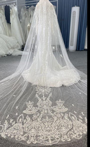 LACES BEADINGS VEIL