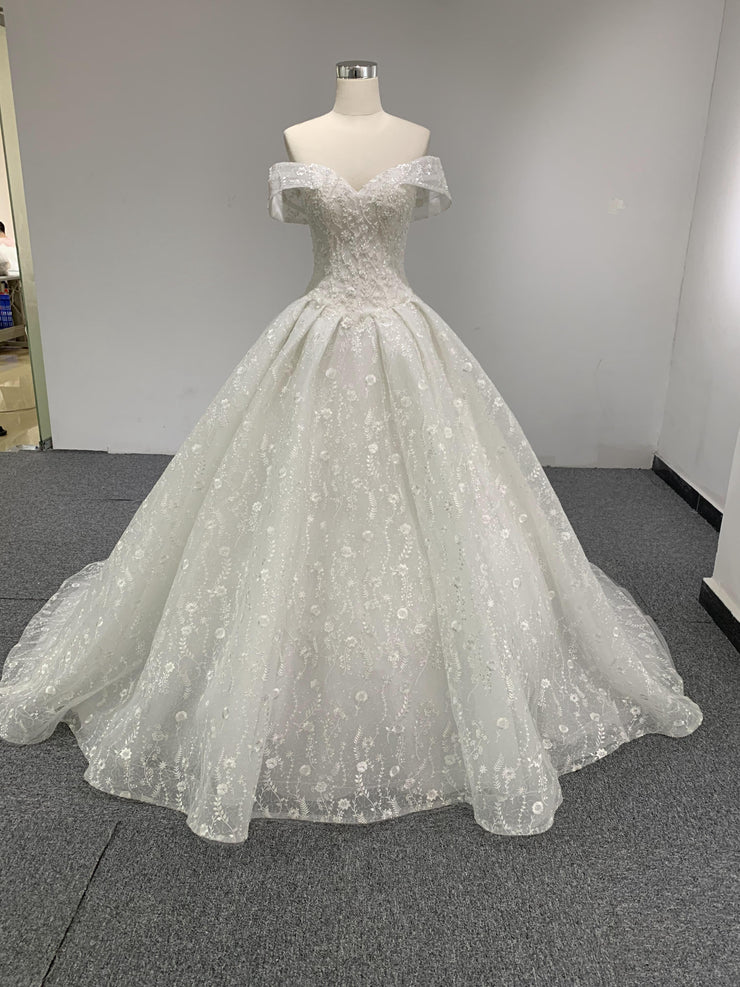 BYG lace flower bling bling beautiful wedding dress Ball gown wedding dress BYG Wedding Factory 