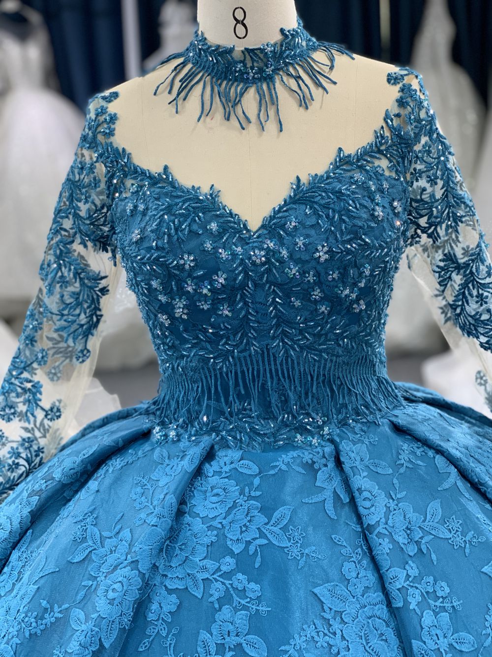 B208 #Large Trailing Tail Of Blue Lace Embroidery Long Sleeve Wedding Grown Dress 54