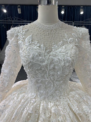 #706 Long Sleeves 3D Lace Wedding Wress With Warge Tail