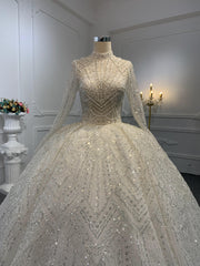 Z033- Super luxury ball gown with Long tail and sleeves