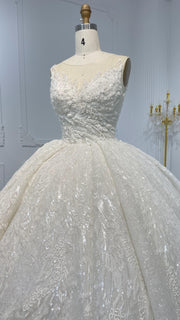 Z056- BYG 3D handmade beading details eyecaughting neckline luxury ball gown