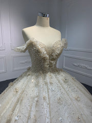 BYG-#PD017-One-shoulder atmospheric design with strong hand-beaded champagne color tutu skirt wedding dress