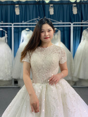 BYG 2020 fashion style short sleeves wedding dress