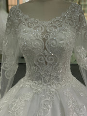 BYG beautiful long sleeves wedding dress
